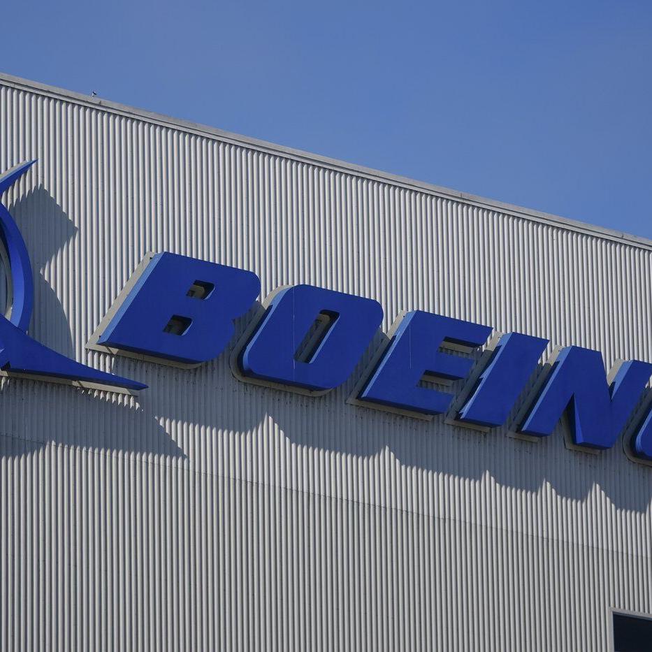 Judge orders a June trial for US government's felony case against Boeing